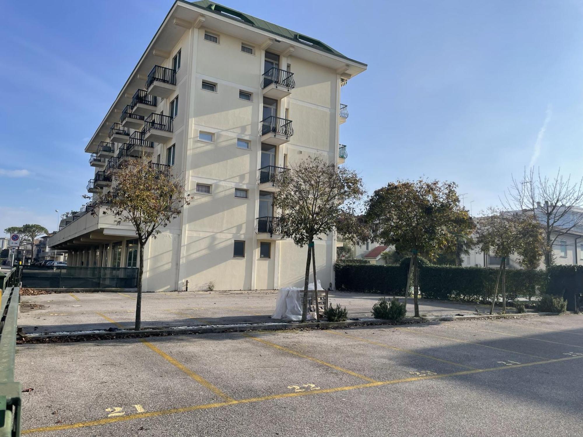 Bilocale Rubino Con Piscina - Appartamento Lido di Jesolo