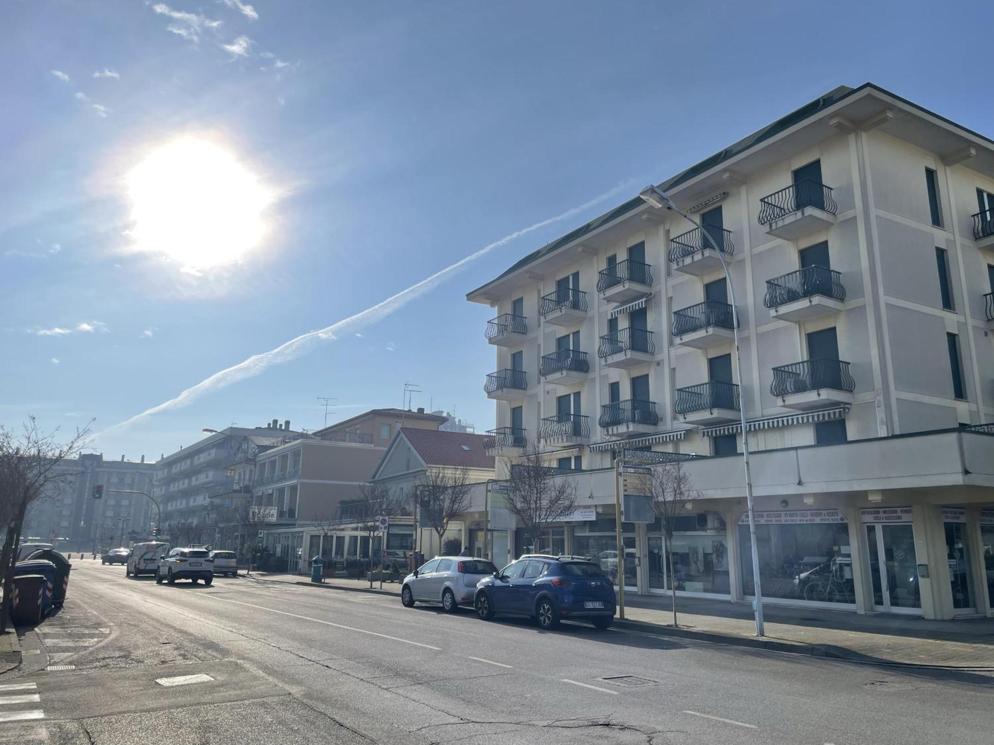 Bilocale Rubino Con Piscina - Appartamento Lido di Jesolo
